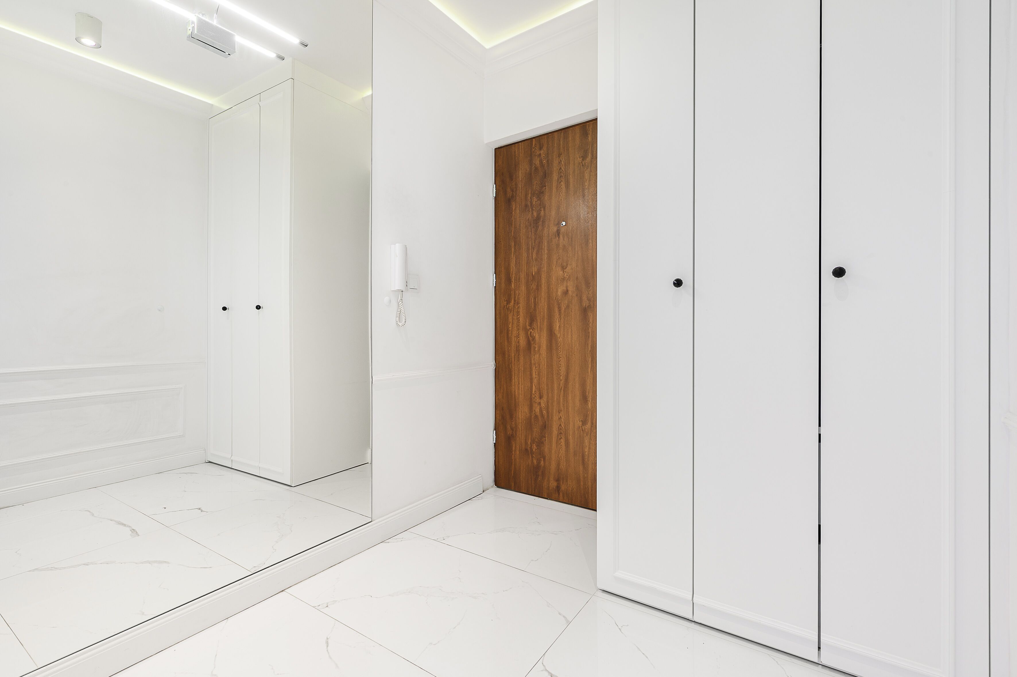 2 bedrooms, iron/ironing board, free WiFi