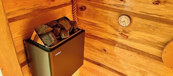 The Viking Lodge with Sauna