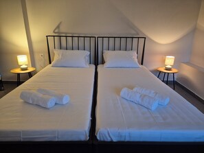 2 quartos, ferros/tábuas de passar roupa, Wi-Fi, roupa de cama