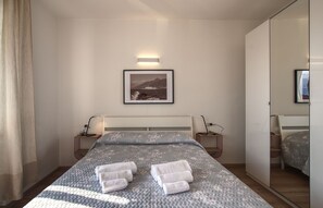 3 bedrooms, iron/ironing board, travel cot, free WiFi