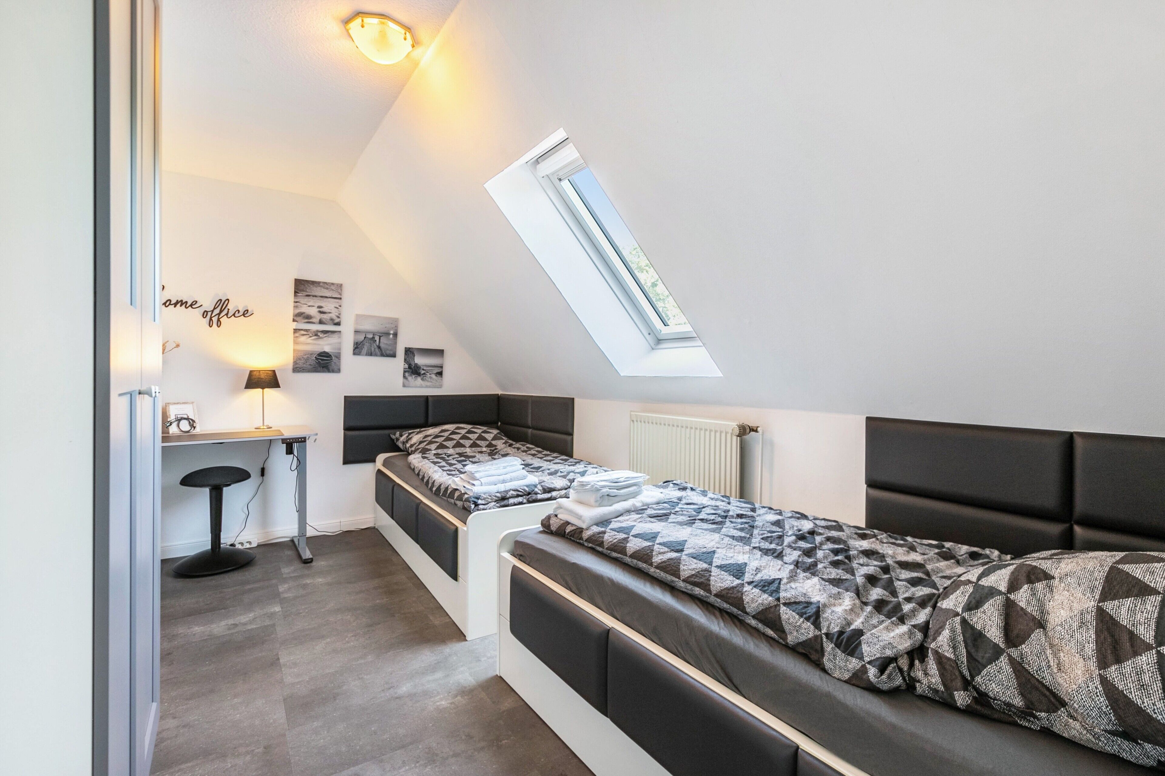 5 bedrooms, free WiFi, bed sheets