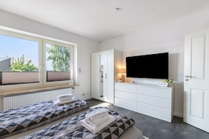 2 bedrooms, free WiFi, bed sheets