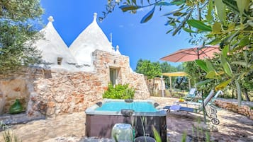 Family Villa, Multiple Bedrooms, Mountainside (Dimora Tra Gli Ulivi With Private) | Terrace/patio