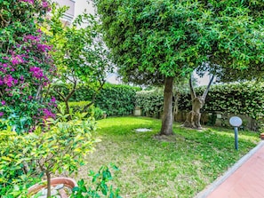 Property grounds - Piccolo Leccio by Interhome (Cecina)