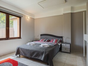 2 chambres, accès à Internet