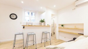 Unclassified image, 5 of 13, button - Apartment in Cannes with 1 bedrooms sleeps 4 (Cannes)