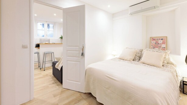 Unclassified image, 1 of 13, button - Apartment in Cannes with 1 bedrooms sleeps 4 (Cannes)