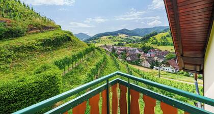 Room '7' with Mountain View, Shared Terrace and Wi-Fi