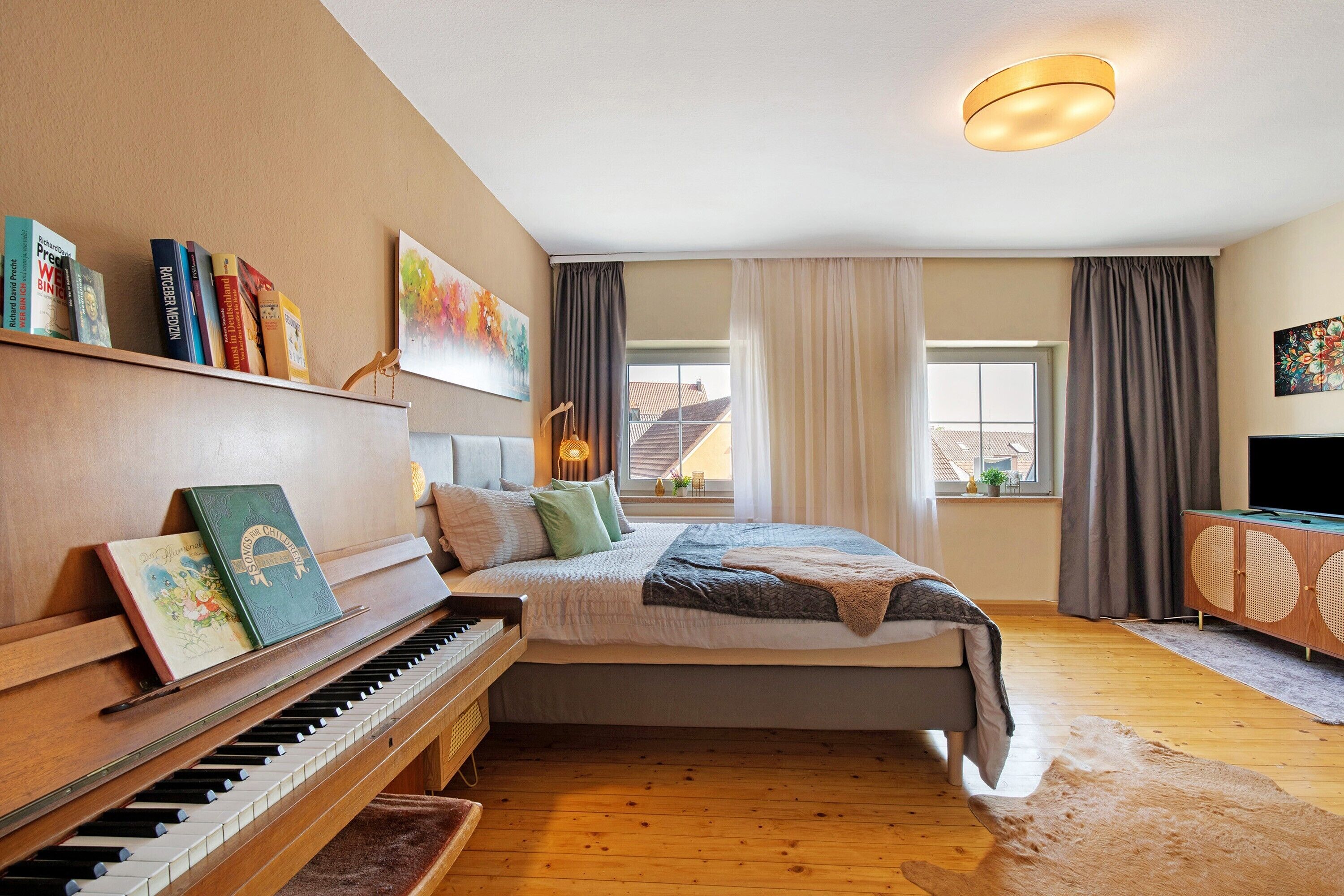 2 多间卧室、熨斗/熨衣板、免费 WiFi、床单