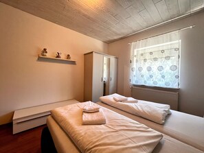 3 Schlafzimmer, kostenloses WLAN, Bettwäsche