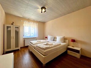 3 slaapkamers, gratis wifi, beddengoed