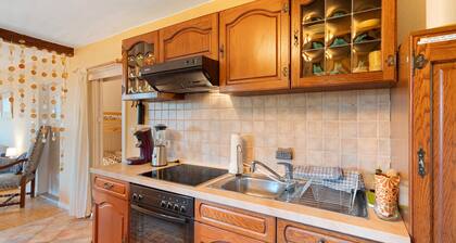 Apartamento 'Spiritbalance' con vistas a la montaña, terraza compartida y Wi-Fi