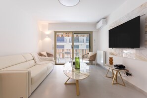 TV - 7 Pradignac - Magnifique Appartement 5* - Parking - Terrasse - 2 Mins From La Croisette By Halldis (Cannes)