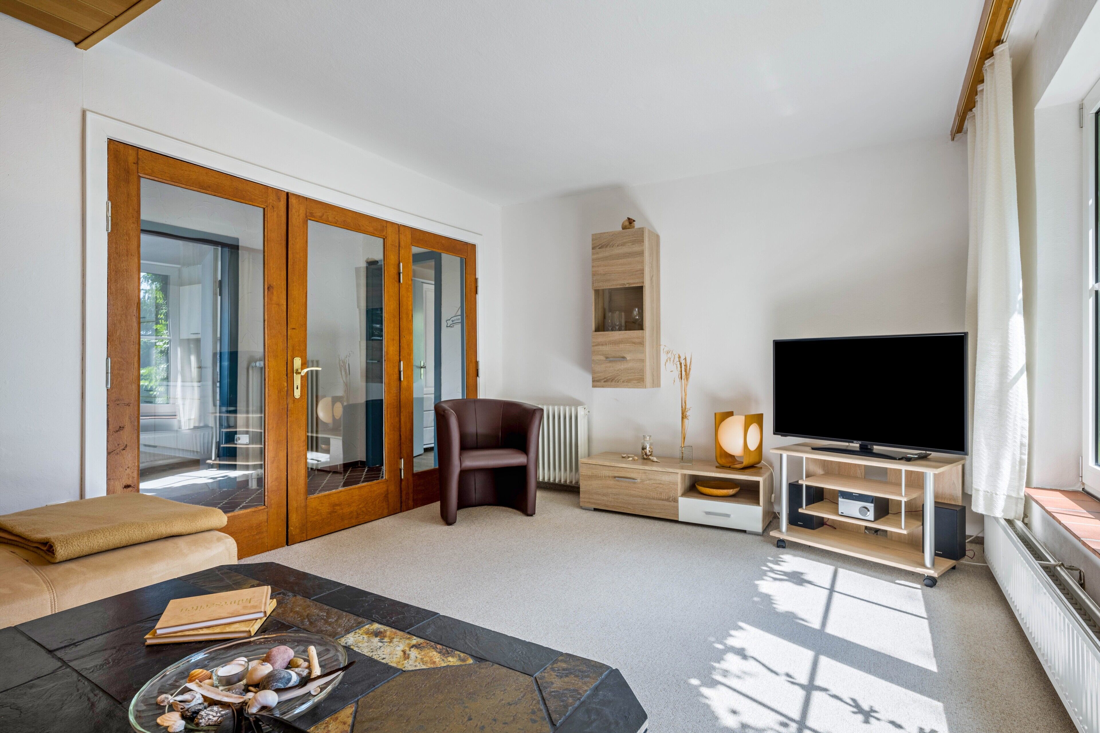 Fernseher, Stereoanlage