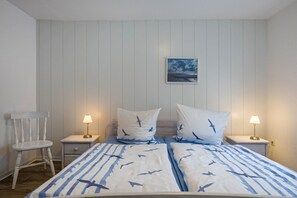 1 bedroom, iron/ironing board, free WiFi