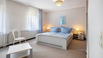 2 habitaciones, tabla de planchar con plancha y wifi gratis