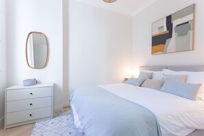 1 chambre, fer et planche à repasser, lit parapluie, Wi-Fi gratuit