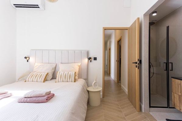 3 Schlafzimmer, Bügeleisen/Bügelbrett, Reisekinderbett, kostenloses WLAN