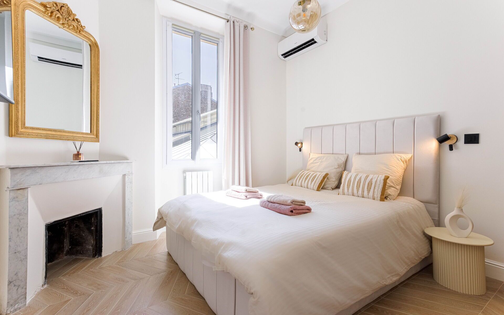 3 bedrooms, iron/ironing board, travel crib, free WiFi