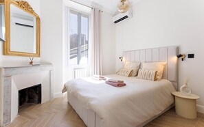 3 chambres, fer et planche à repasser, lit parapluie, Wi-Fi gratuit