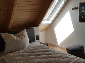 2 chambres, Wi-Fi gratuit, draps fournis