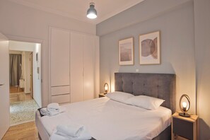 1 chambre, fer et planche à repasser, Wi-Fi, literie fournie