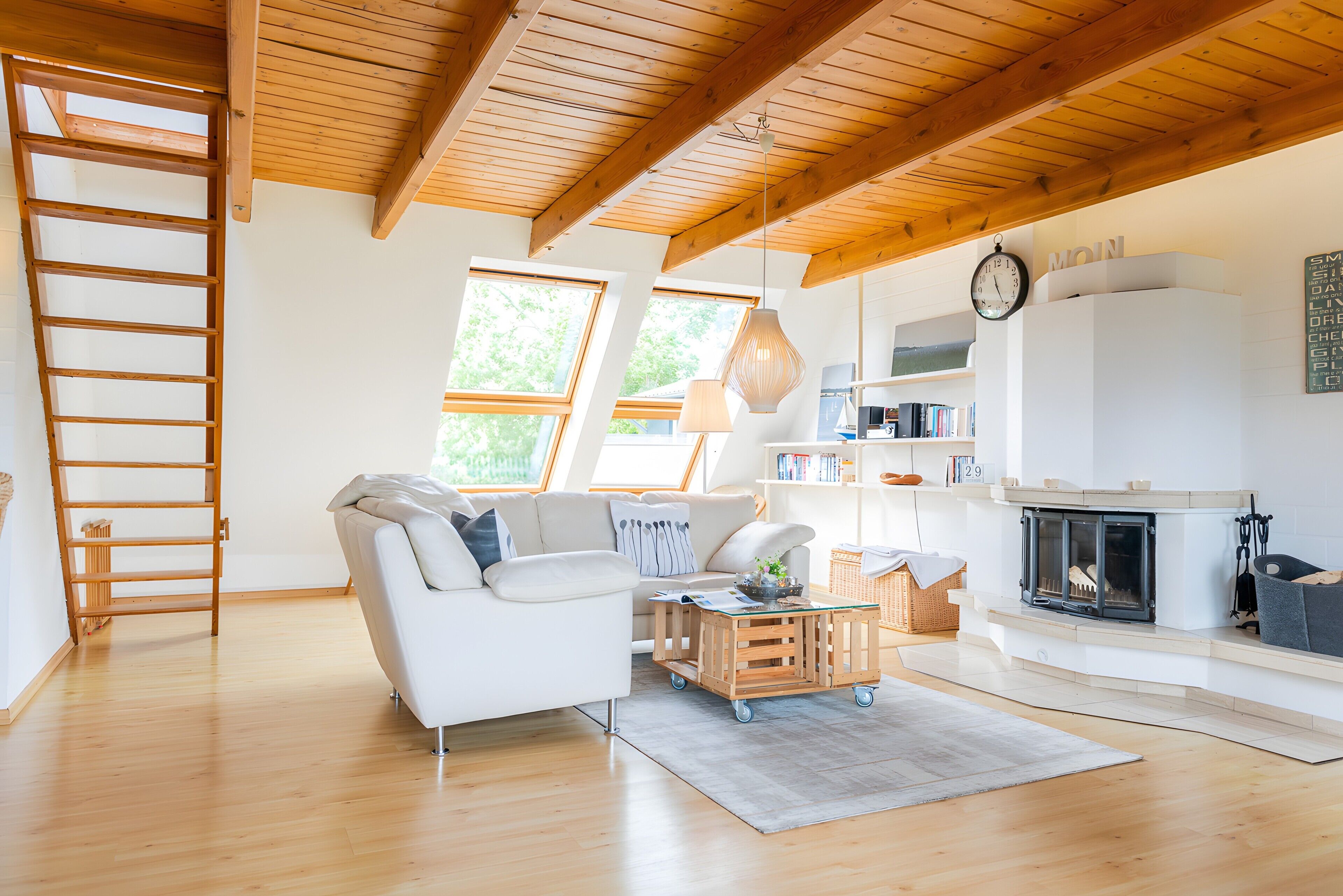 TV, fireplace, DVD player, ping pong