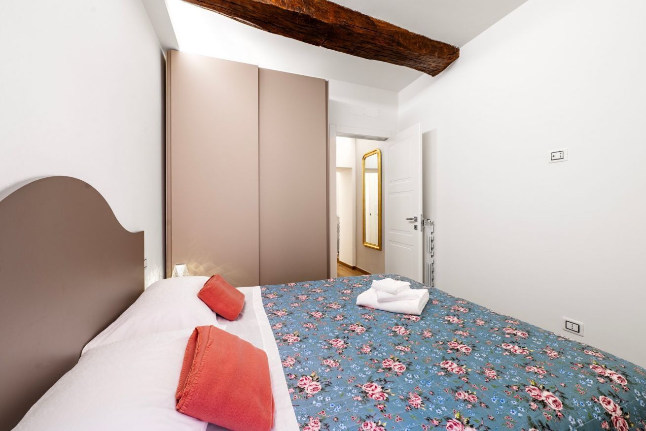 2 bedrooms, iron/ironing board