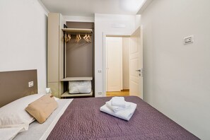2 bedrooms