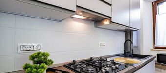 GuestHost - Spoleto Bright and Modern Apartment