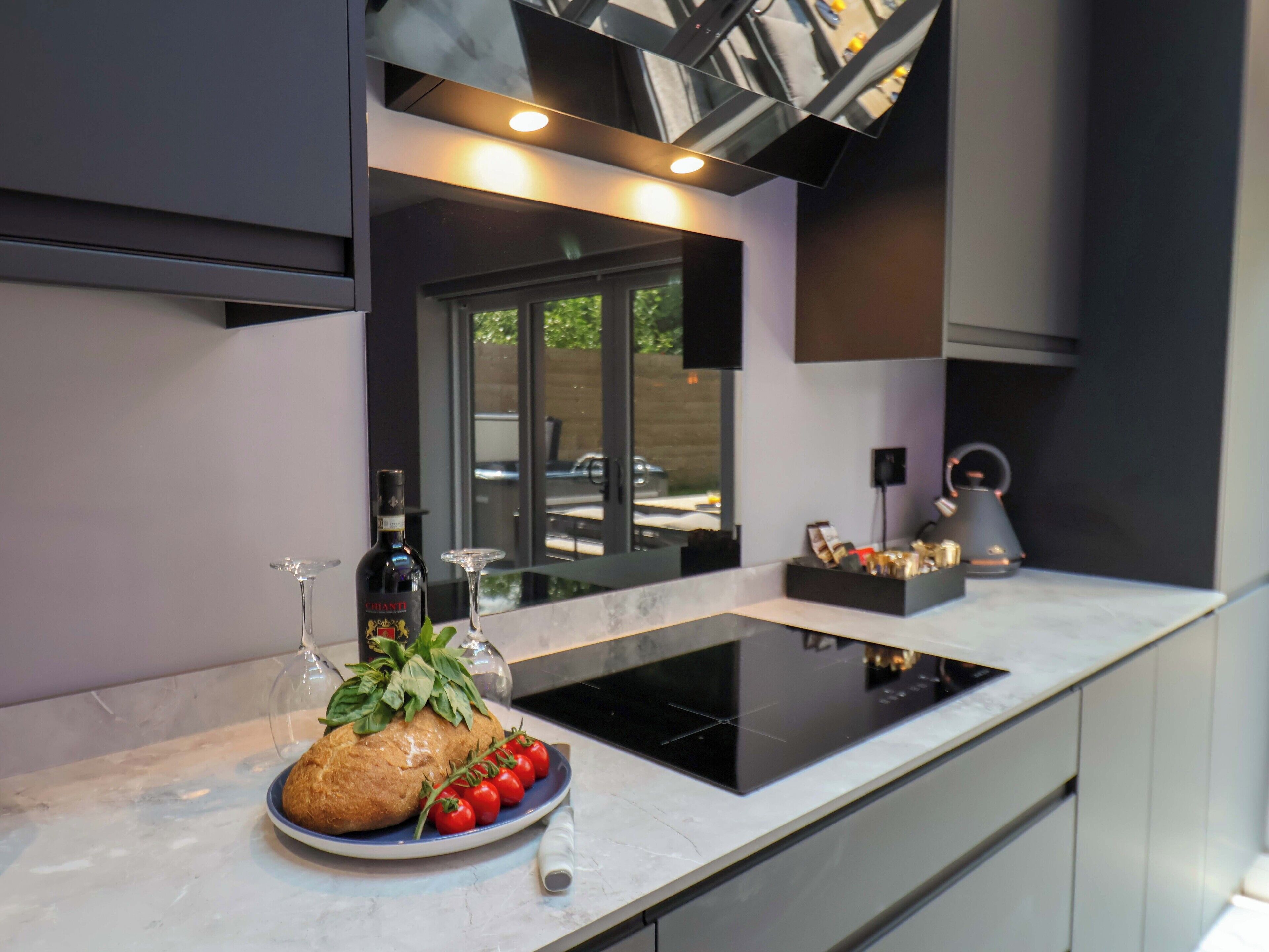 Dishwasher, cookware/dishes/utensils