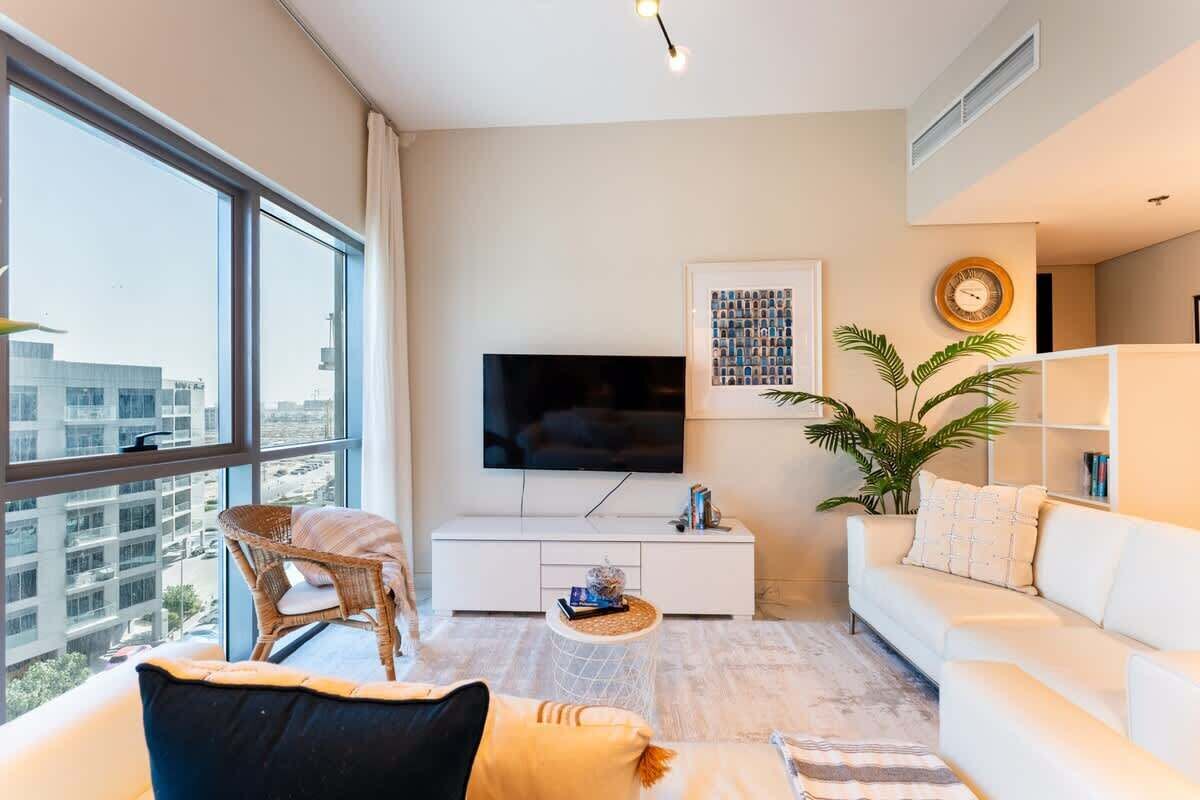 TV, offices