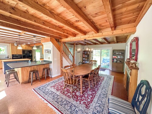 Secluded Mad River Valley Home with Hot Tub