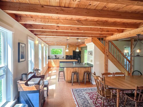 Secluded Mad River Valley Home with Hot Tub