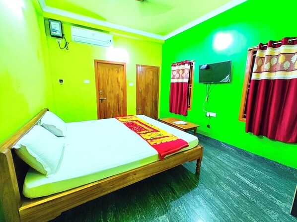Standard Double Room, Multiple Beds | In-room safe, soundproofing, free WiFi -  Neelachal Holiday Nibasa Puri (Puri)