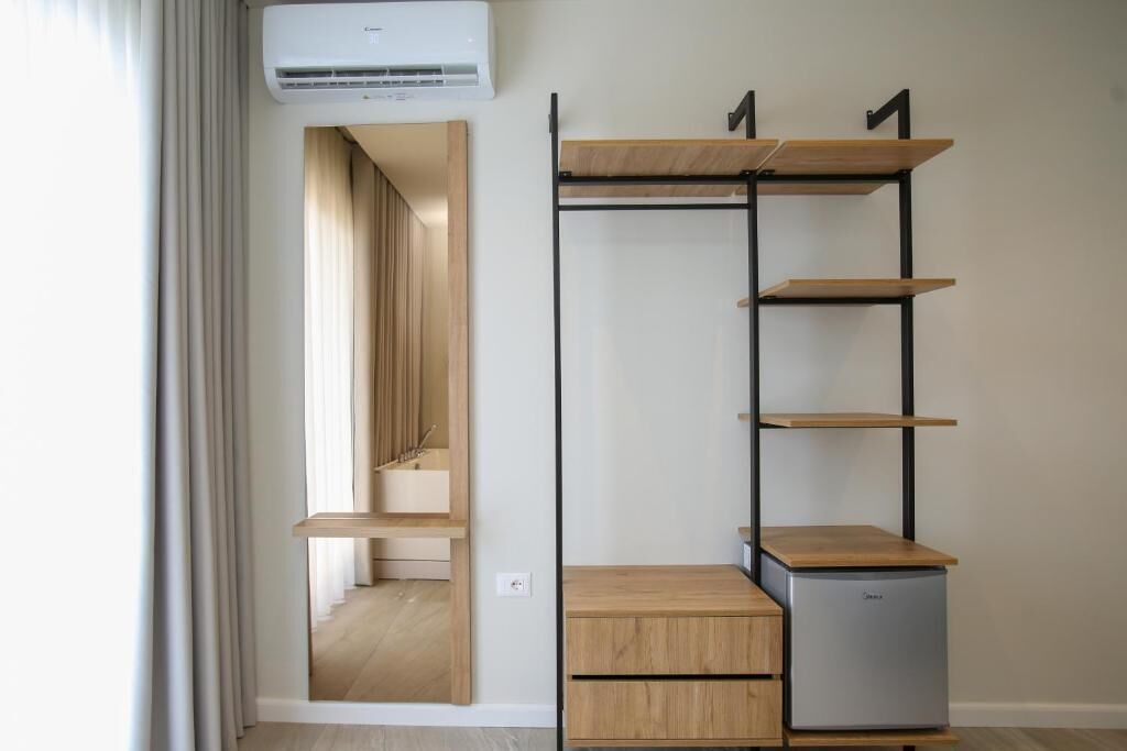 Economy Double Room | Living area