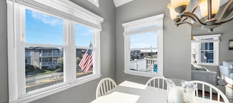 Top-Floor 3BR Ocean City w/ Porch + Parking