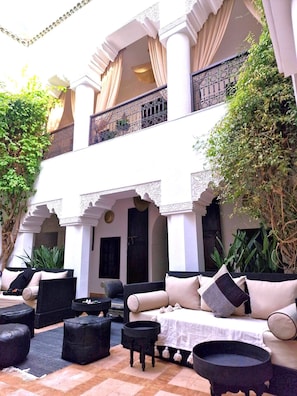 Vila Deluks, patio | Area keluarga