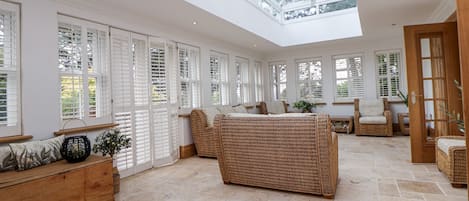 Cottage | Interior