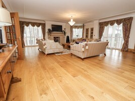 Cottage | Living area