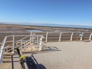 Property grounds - Mount House (Rhyl)