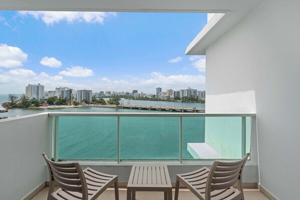 Property grounds - Oceanfront | Old San Juan | Pool + Sea Views (San Juan)