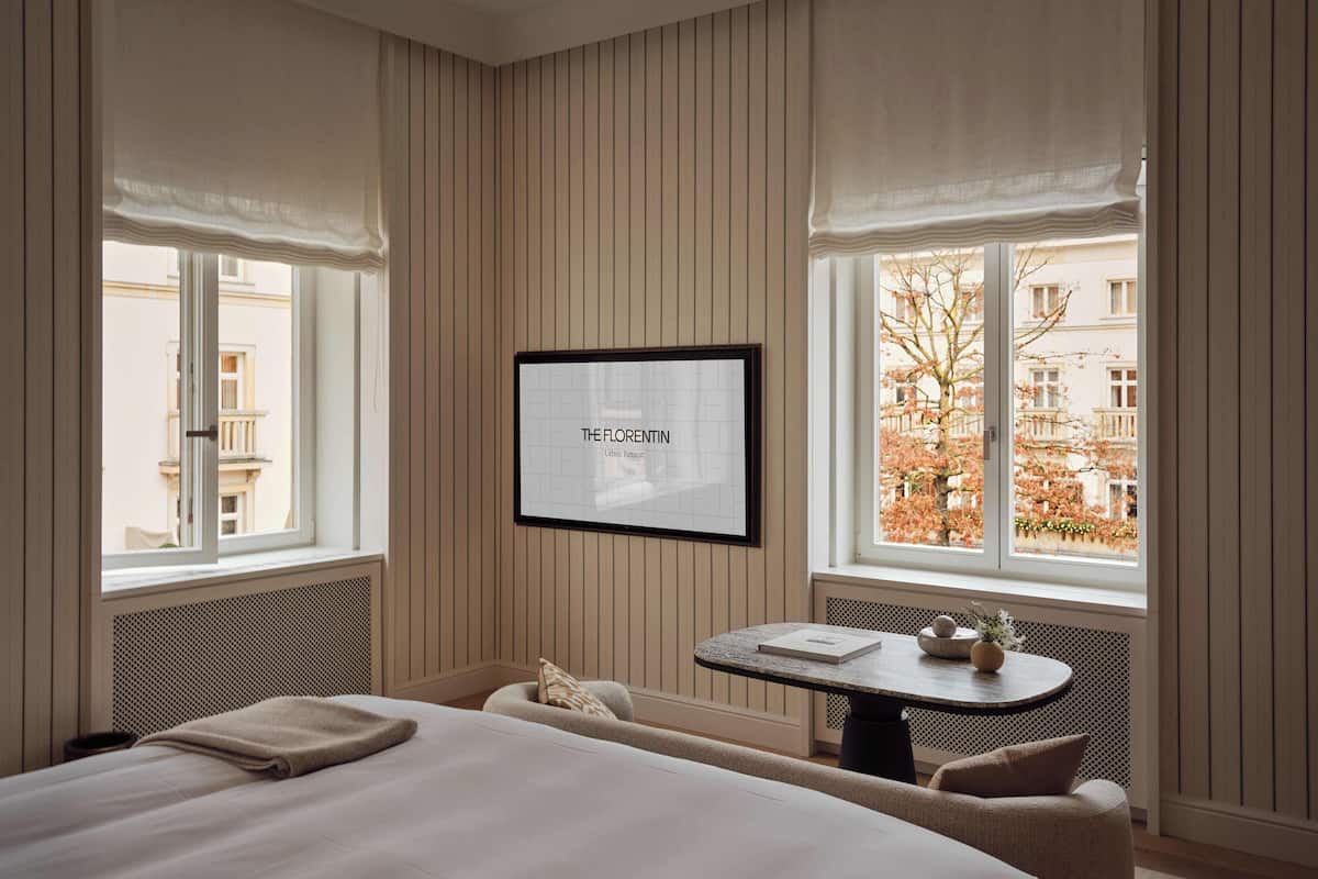 Signature Suite - The Philosopher | 高档床上用品、羽绒被、迷你吧、客房内保险箱