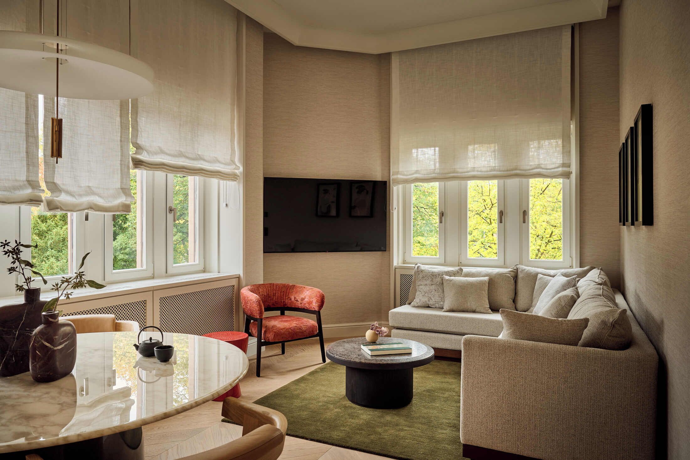 Signature Suite - The Tea Master | Living area