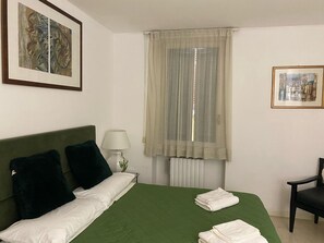 アパートメント 2 ベッドルーム バルコニー | 3 室のベッドルーム