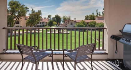 Worldmark 2-bedroom resort with fitness room, WiFi In Nice, CA
