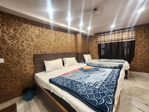 Chambre Triple Standard | Wi-Fi gratuit