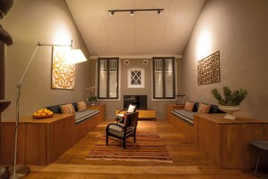 2 bedrooms, in-room safe, blackout drapes, free WiFi