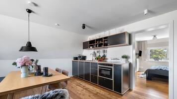 Fridge, microwave, oven, stovetop