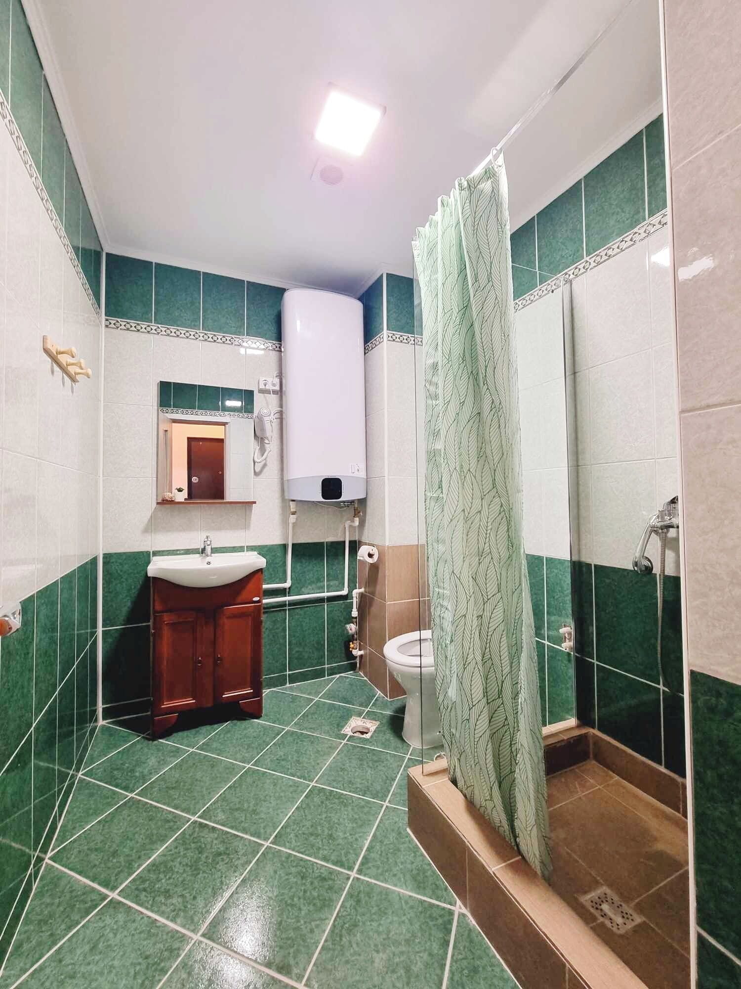 تجهيزات دش، مجففات شعر، مناشف، صابون